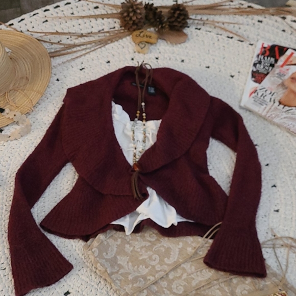 MAROON SIZE SM LONG SLEEVES SWEATER BRAND MODA - Picture 2 of 16